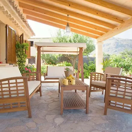 Sleeps 8 With Pool Air Con And Wifi *