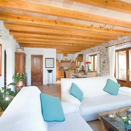 Sleeps 8 With Pool Air Con And Wifi *